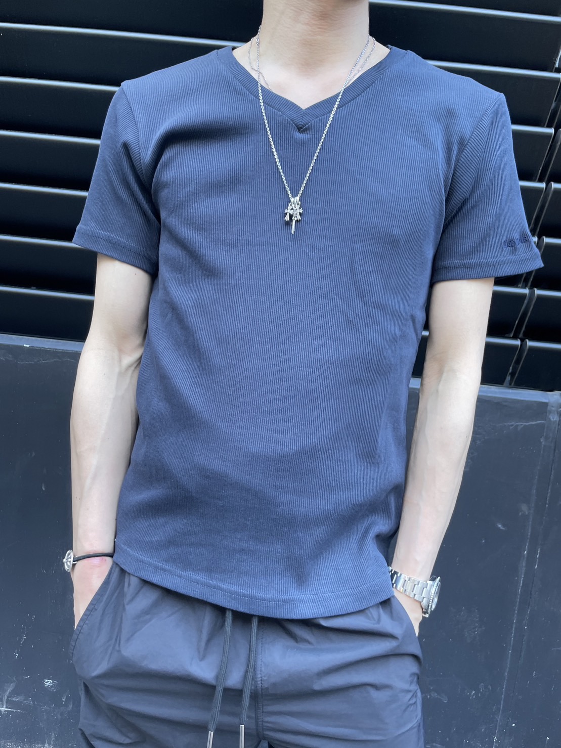 COOKJEANS クックジーンズ 刺繍 テレコ Vネック 半袖Tシャツ(Unisex/ユニセックス)