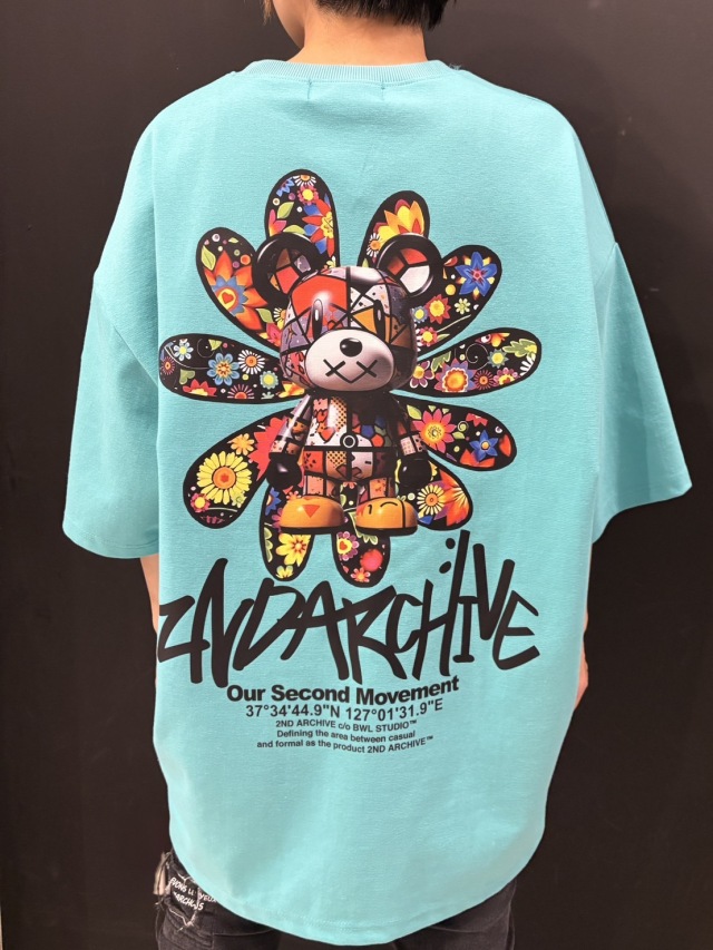 某メーカー 2ND ARCHIVE】フラワーベアー 半袖Tシャツ(Unisex/ユニセックス) トップス