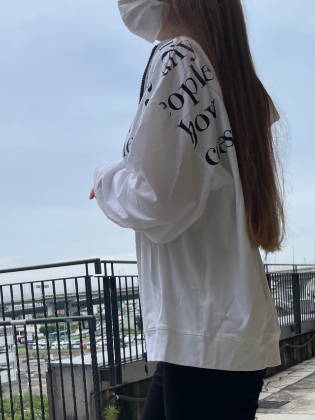 【 Jeans】シグネチャーバックロゴ パーカー（送料込み) COOKJEANS クックジーンズ メッセージ ジップ パーカー(Unisex