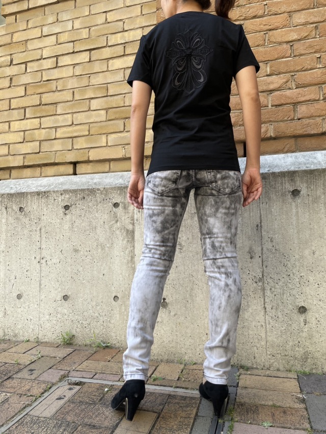 Courreges カットアウトTシャツ Cut Out T-shirt Black | The Webster