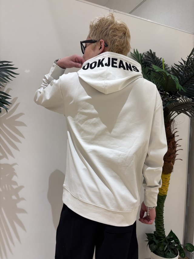 COOKJEANS クックジーンズ COOK 刺繍入りフードパーカー(unisex
