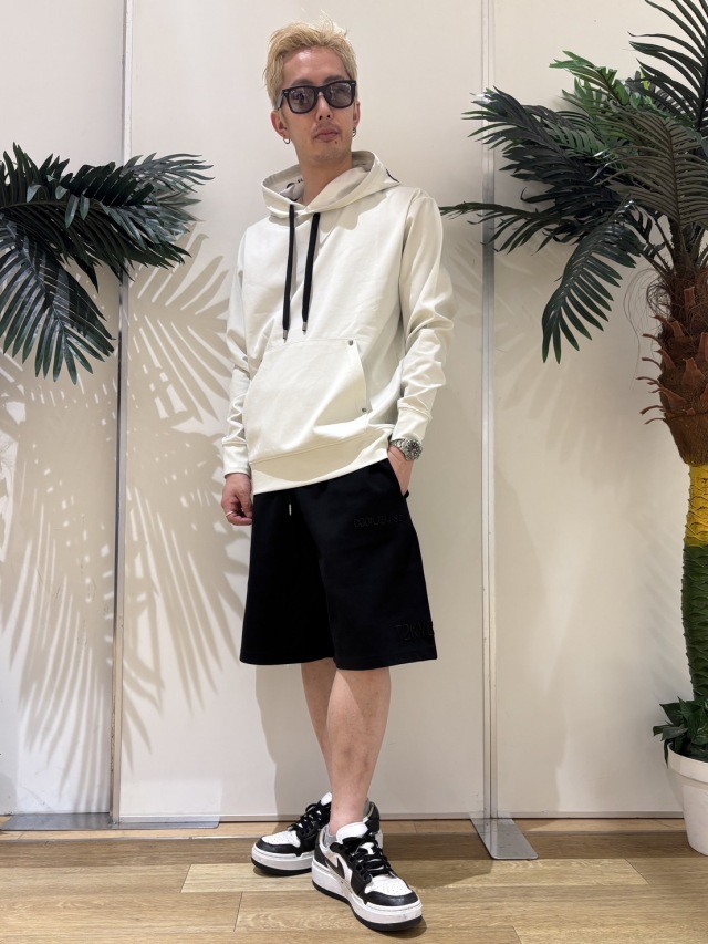 河津君サインあり DRUM TAOショート丈パーカー　ブラック COOKJEANS クックジーンズ COOK 刺繍入りフードパーカー(unisex