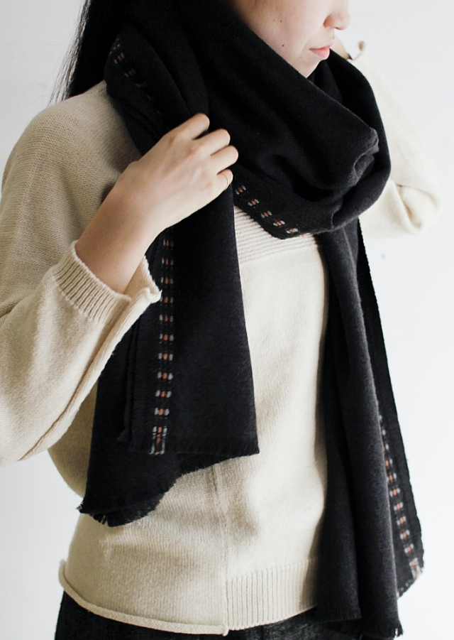 ラプアンカンクリ/ウールスカーフ/SAANA/ダークグレイ