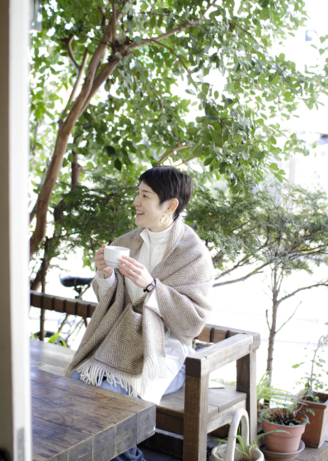 ラプアンカンクリ｜ポケットショール MARIA｜ブラウンホワイト