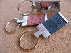 本革　ナンバー