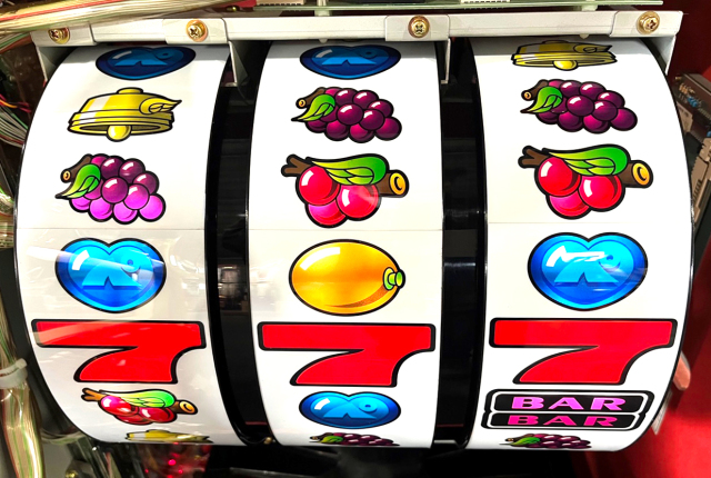 中古パチスロ実機 エマ ペガッパ よっちゃんパネル【コイン不要機非対応】