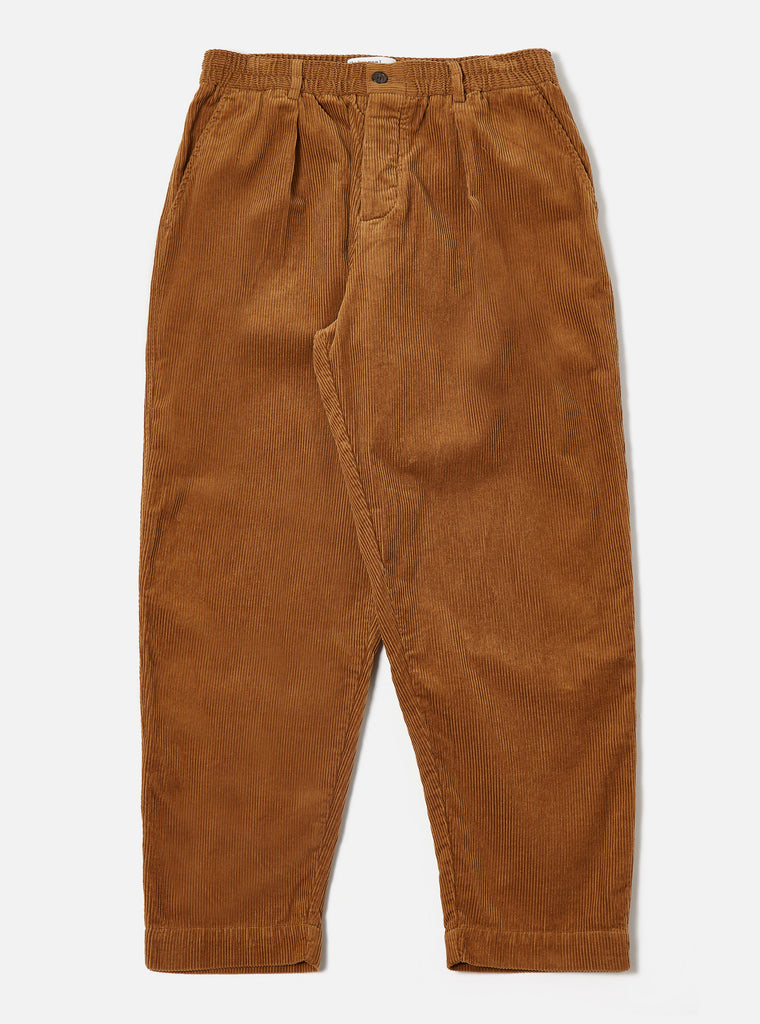 ユニバーサルワークス Universal Works Pleated Track Pant In Cumin Cord