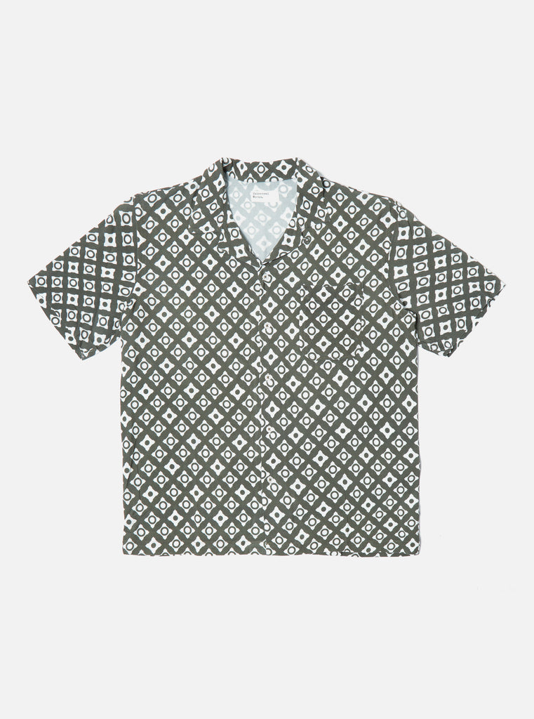 Universal Works ユニバーサルワークス Road Shirt In Olive Saturday Viscose