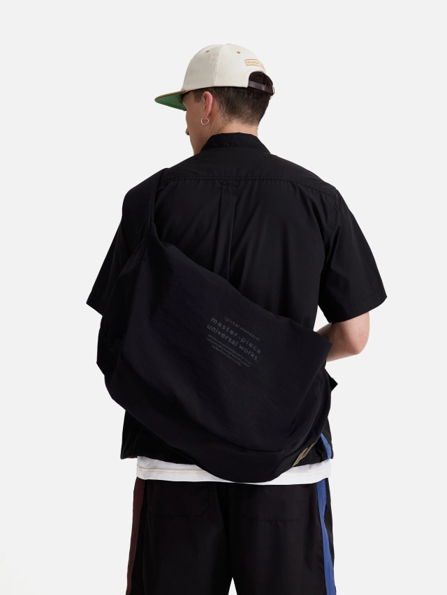 THE WORKCRAFT MANUFACTURE ブラックボディバッグ master-piece x Universal Works Black Large Canvas Shoulder Bag