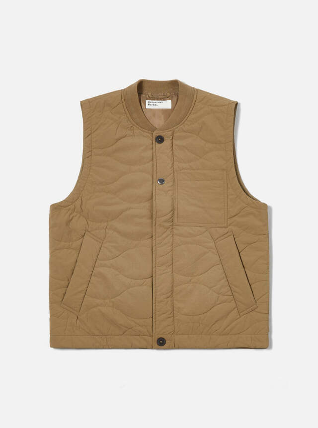Universal Works ユニバーサルワークス Carlton Gilet In Sand Recycled Nylon