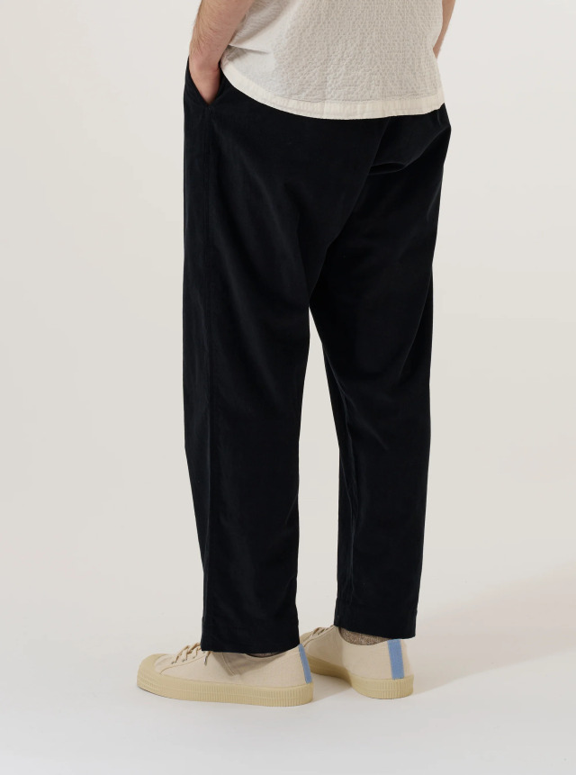 Universal Works. ユニバーサルワークス Black Organic Fine Cord
