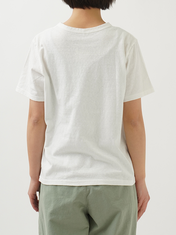 よこ様 シャツ F白 19／－ラフィ天竺花おぼろ柄プリントTシャツ