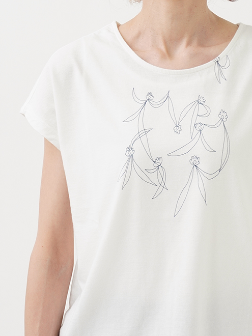 30／－ナチュラルソフト天竺 草橘柄プリントTシャツ