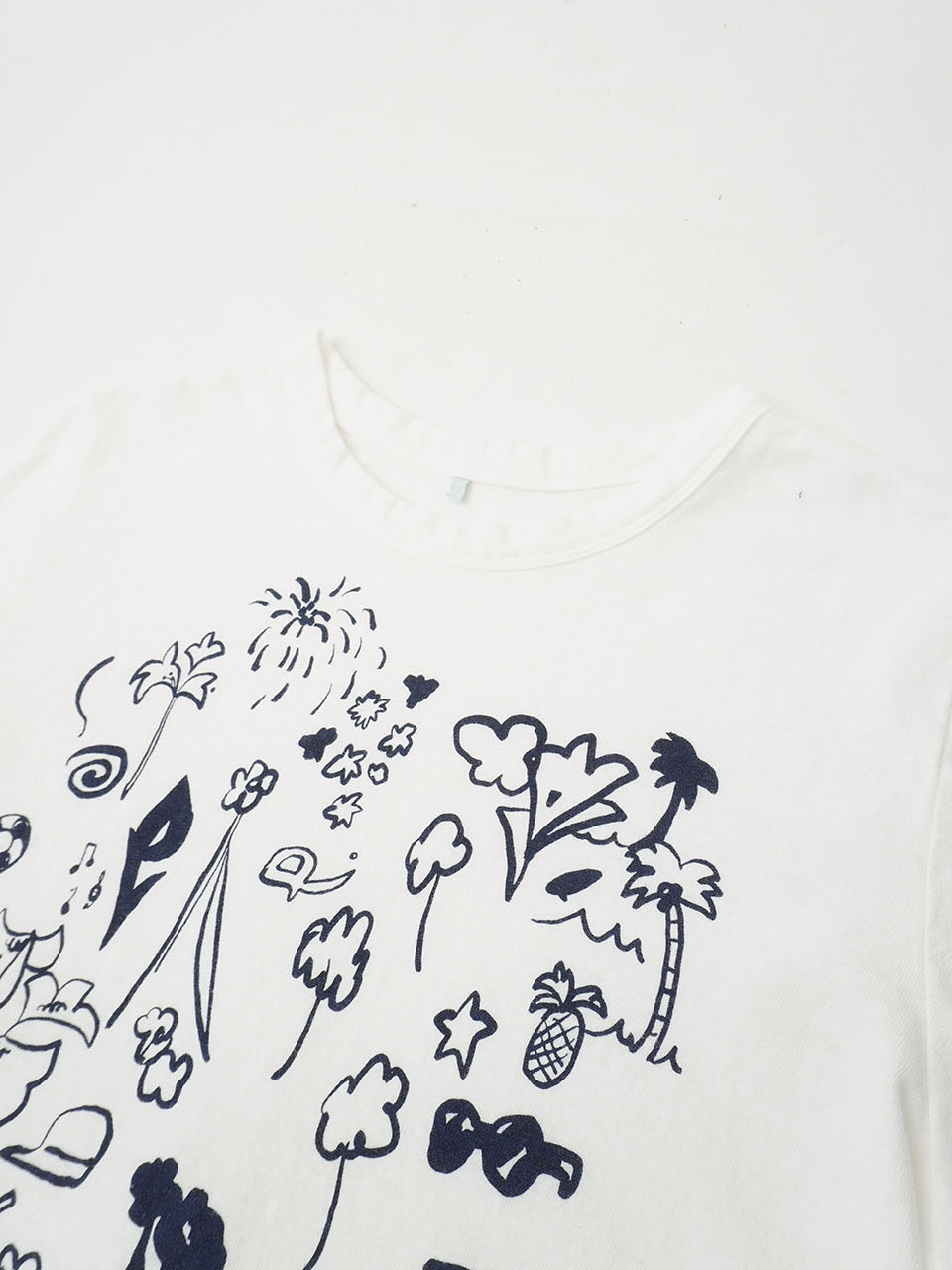 今季商品　パラスパレスラフィ天竺夏の吹寄せ柄プリントTシャツ 19／－ラフィ天竺 夏の吹寄せ柄プリントTシャツ