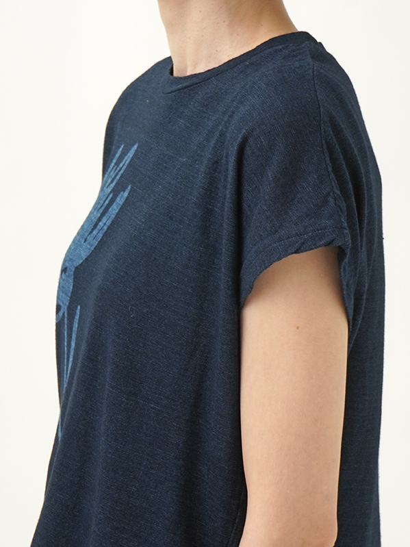 40／－インディゴガーゼ天竺 群菊柄抜染Tシャツ