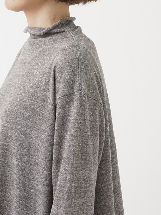 19／－ラフィウールガーゼ天竺 ボトル襟フレアプルオーバー