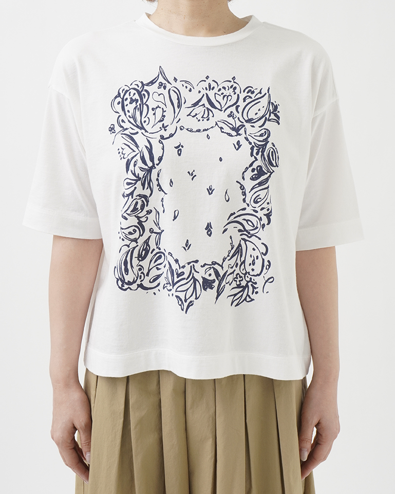 ナチュラルソフト天竺若葉柄プリントTシャツ