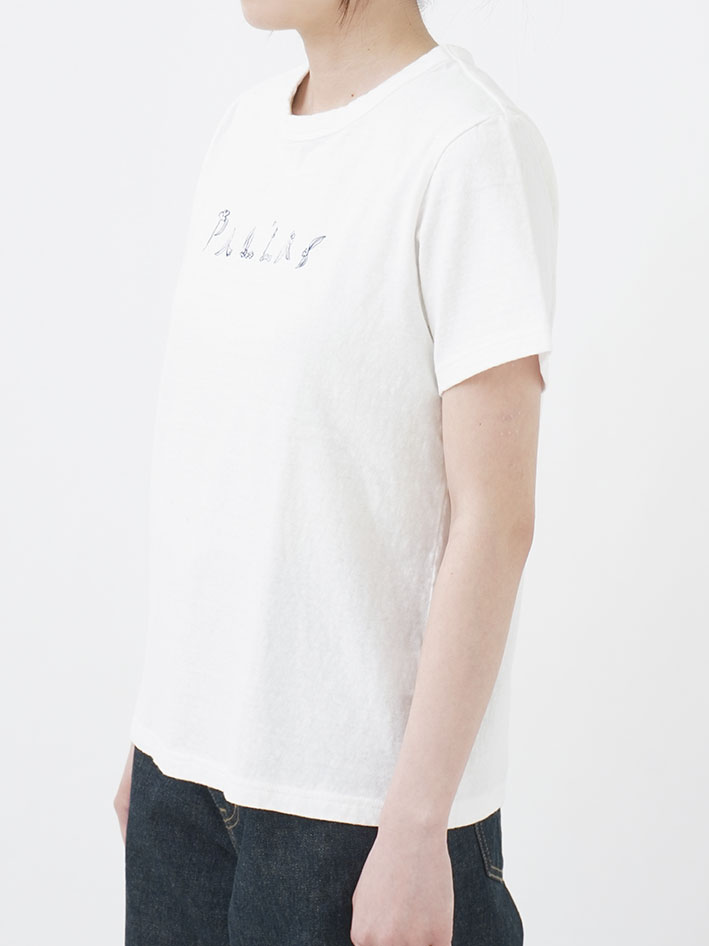 19／－ラフィ天竺 花文字ロゴプリントTシャツ