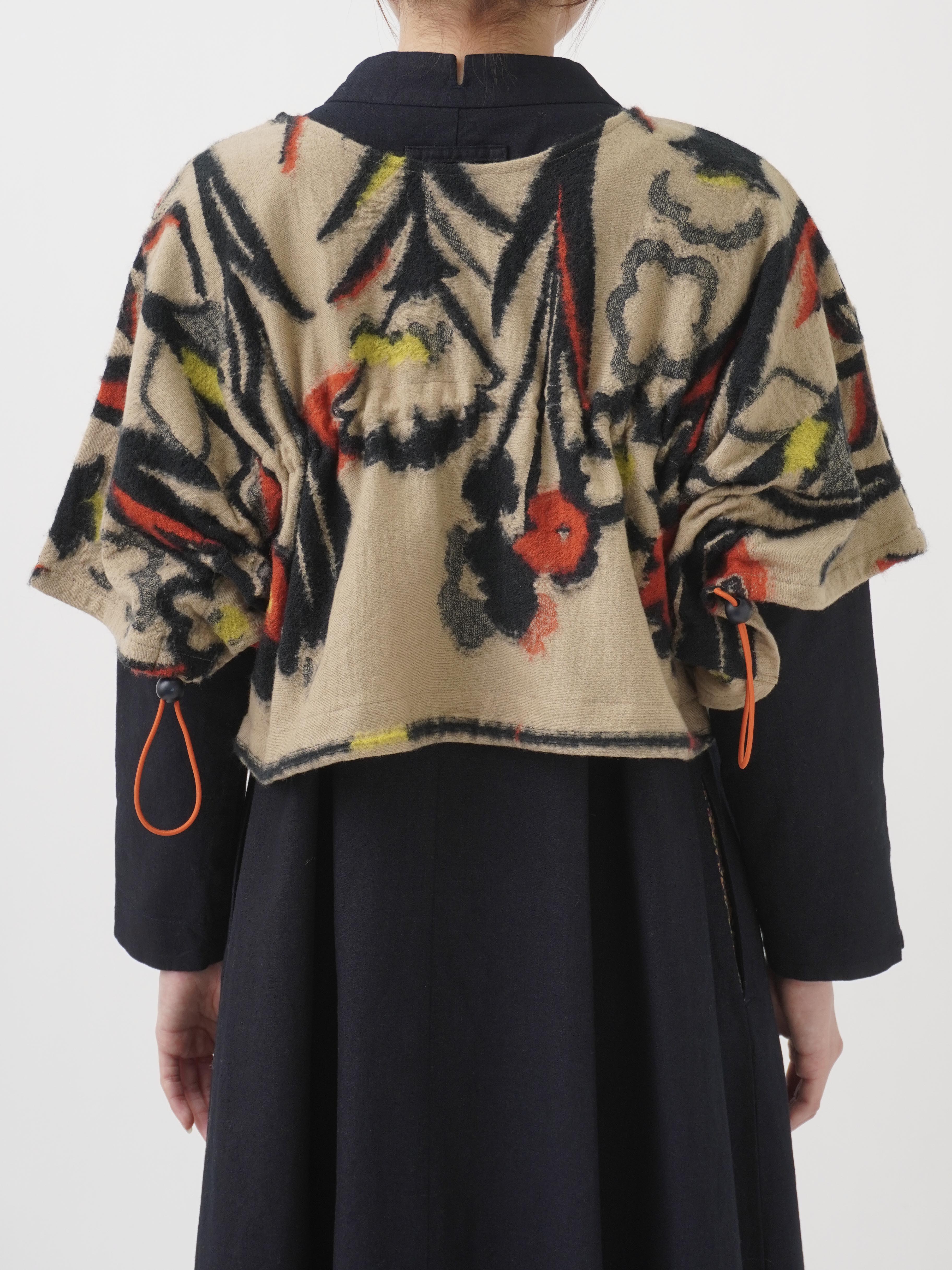 2／48カットジャガード小春柄 ドローコード付前後着られるベスト