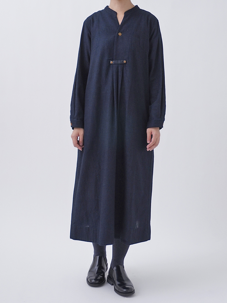 16／－インディゴガーゼ スタンド襟ワンピース