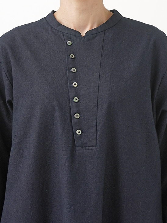 16／－インディゴ平織 スタンド襟ワンピース