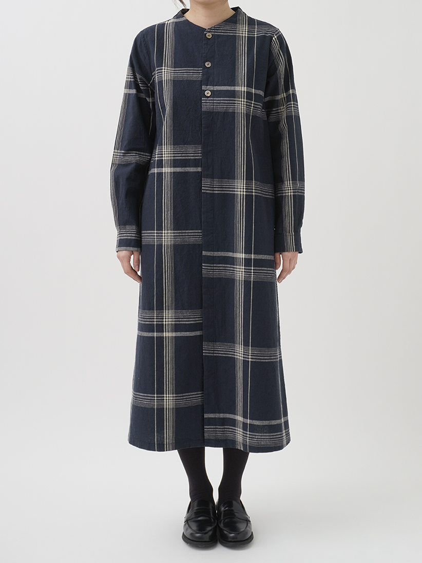 16／1綿麻春格子'26 ボトル襟ワンピース