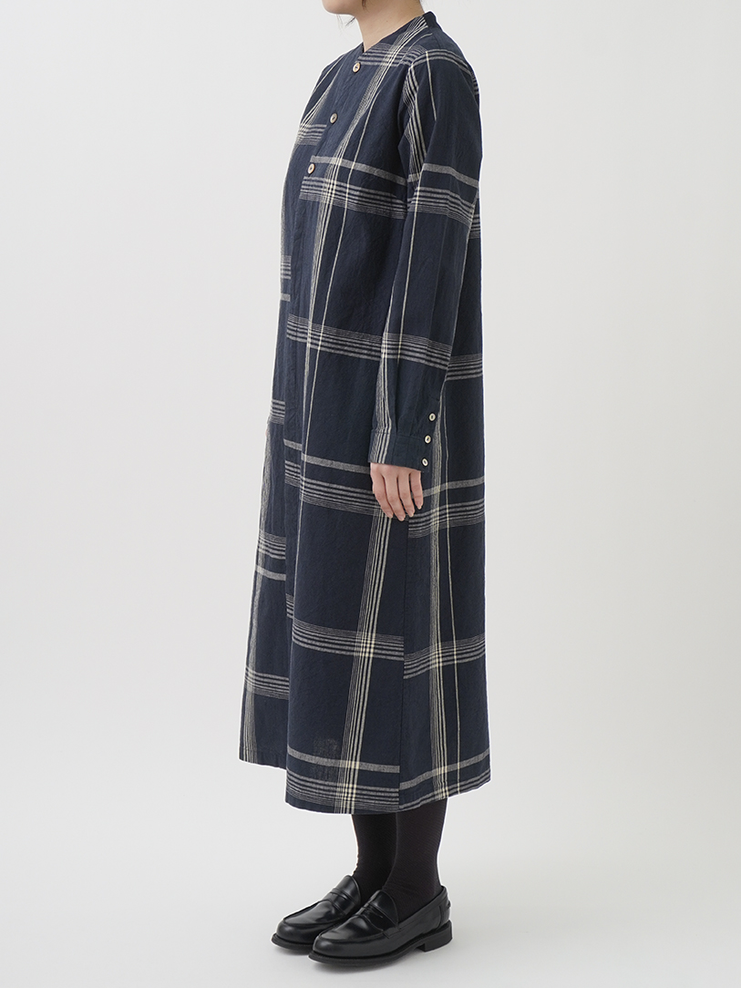 16／1綿麻春格子'26 ボトル襟ワンピース