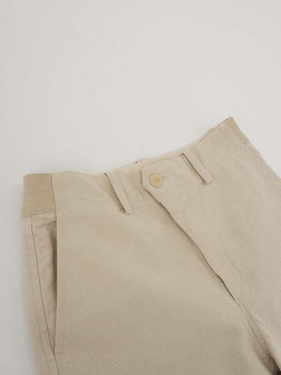 ラフィバックチノストレートパンツ