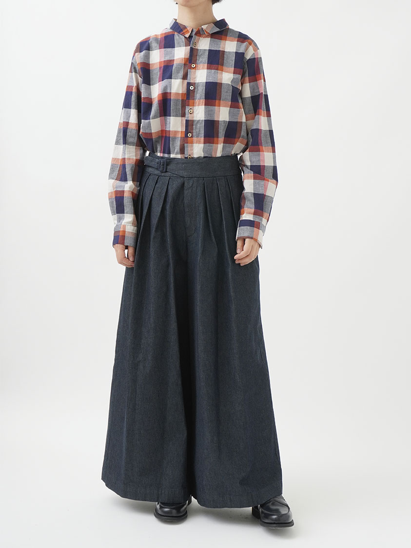 20／－×16／－ムラ糸ダンガリーワイドタックパンツ 
