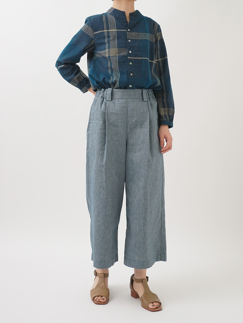 パラスパレス 60／－ リネン シャンブレー タック パンツ　ブルー リネンコットンシャンブレー タックパンツ
