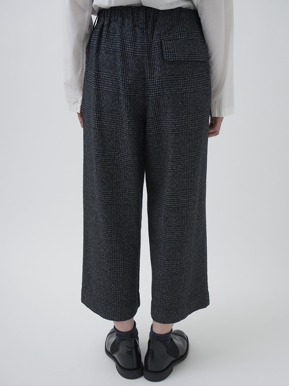 撚り杢インディゴコットンツィード タックパンツ