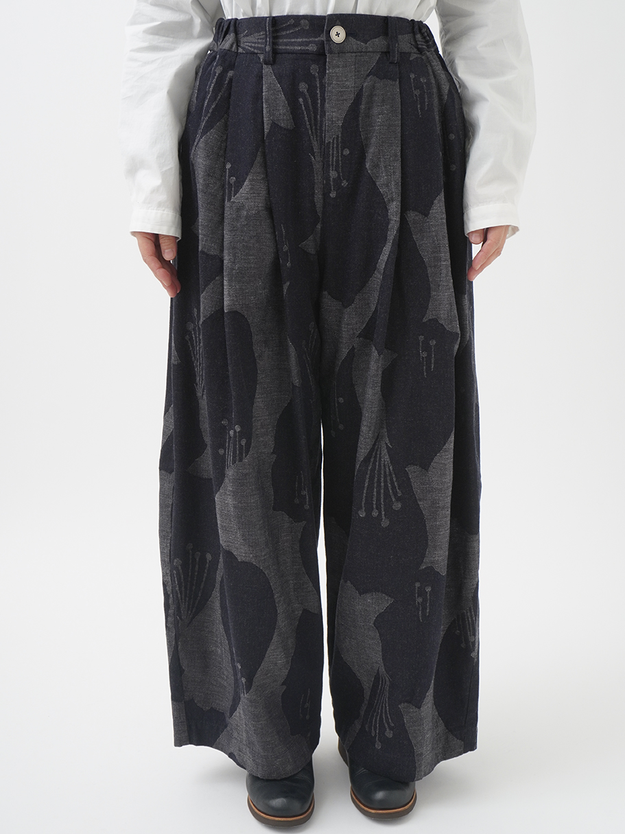 19／－ラフィウール×16／－ラフィケイトウ柄JQ タックパンツ