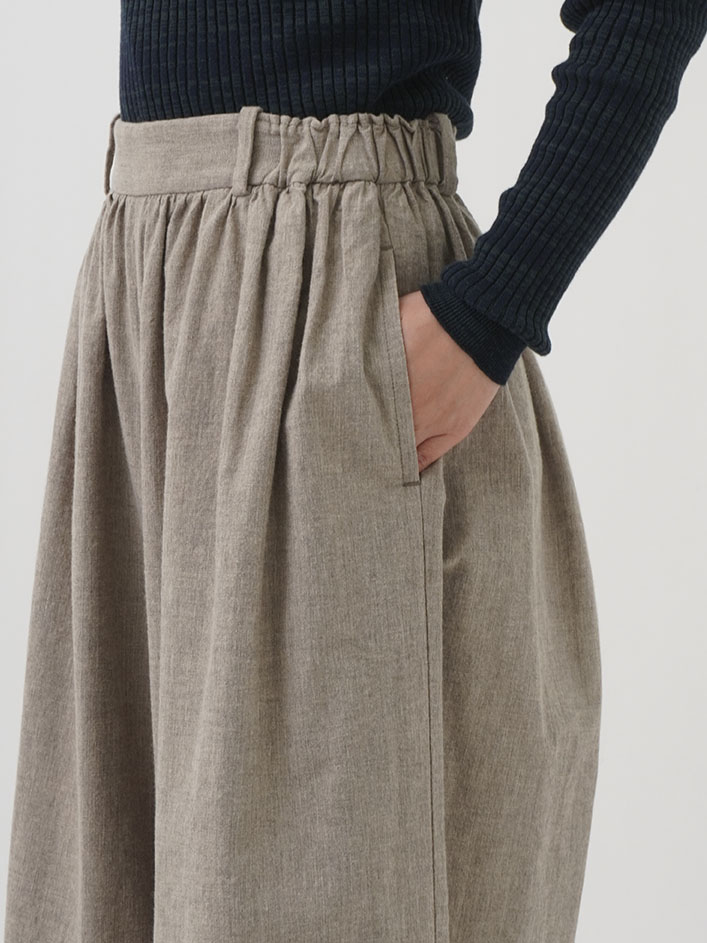 19／－ラフィウールシャンブレー ギャザーキュロットパンツ