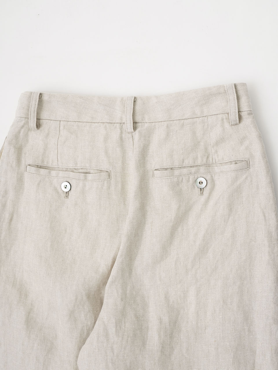 40／1リネンヘリンボン タックカーブパンツ