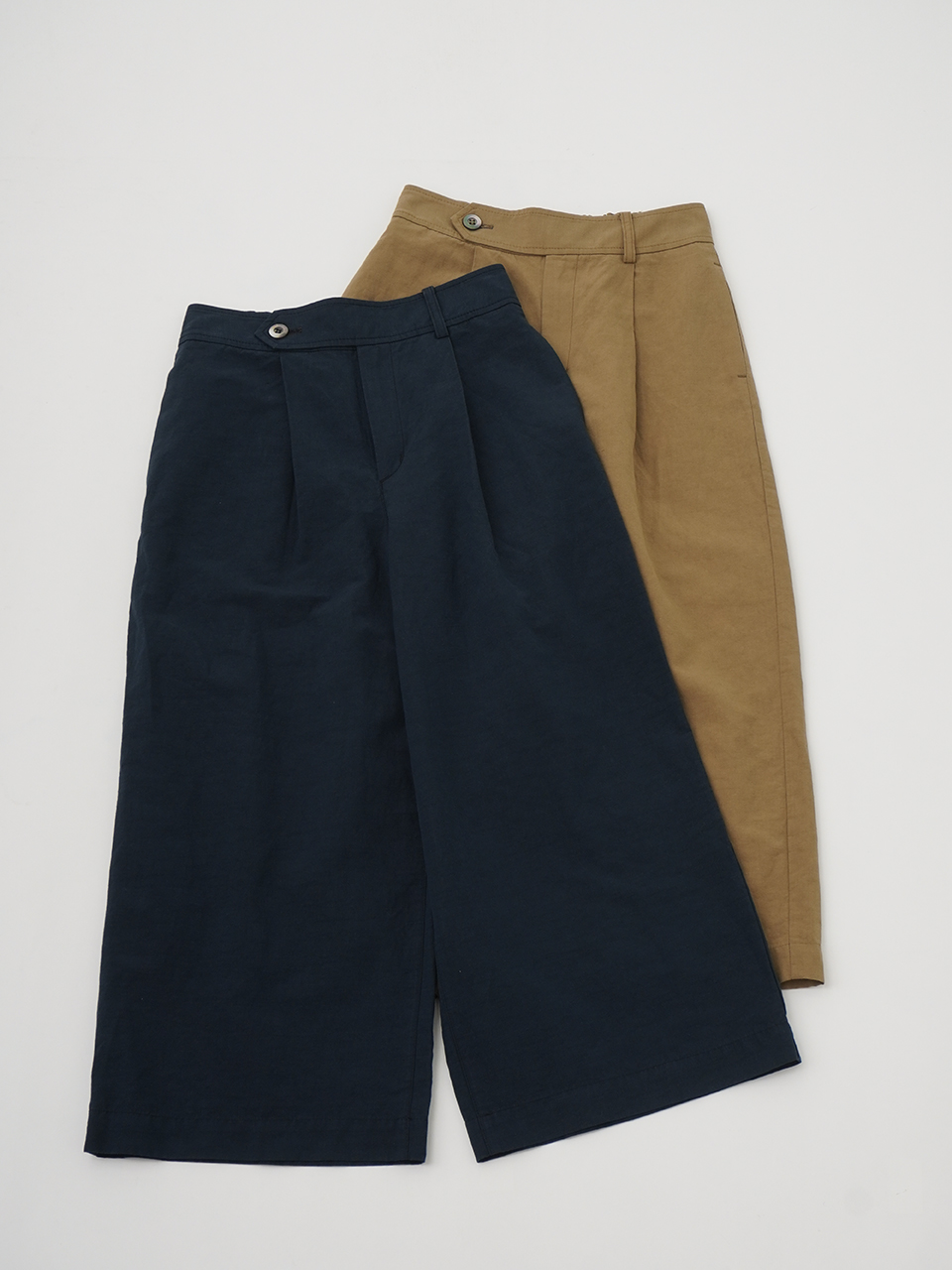 エジプトコットン×リネンツイル タックパンツ