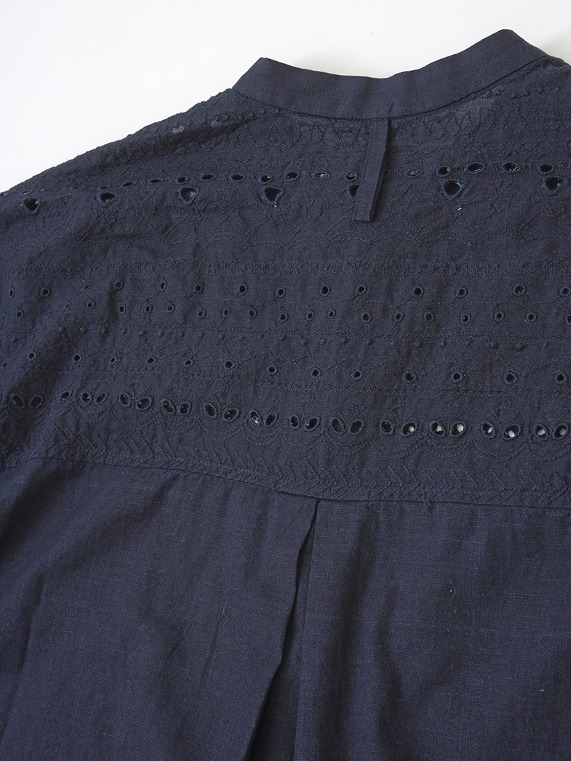 38．5／－インディゴガーゼ月宵柄刺繍 帯襟8分袖シャツ