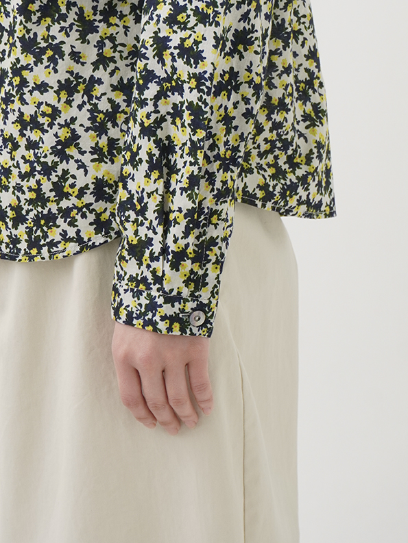 60／－ローンエゾタンポポ柄 スタンド襟シャツ