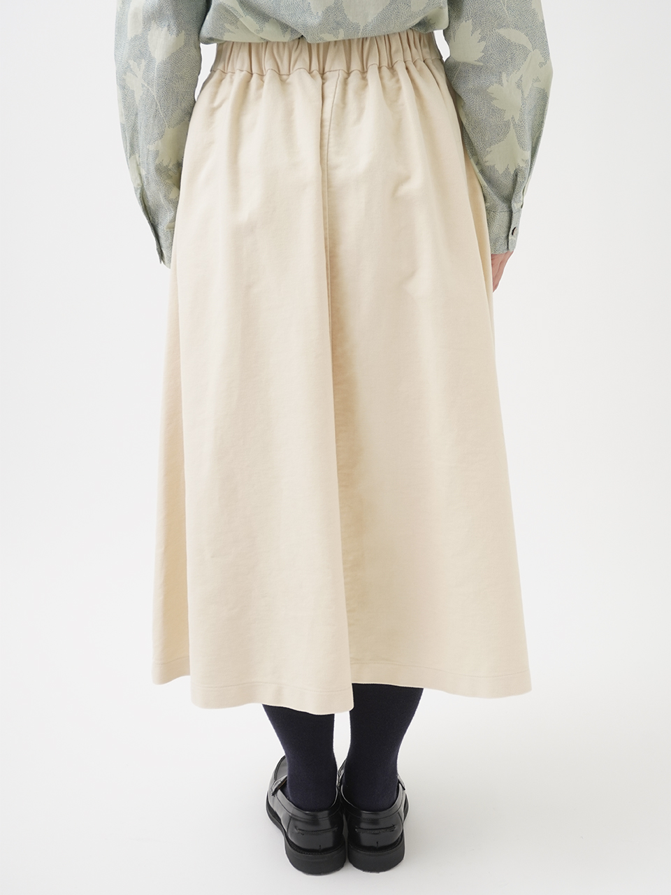 しなやかスエード ラウンドポケットフレアスカート