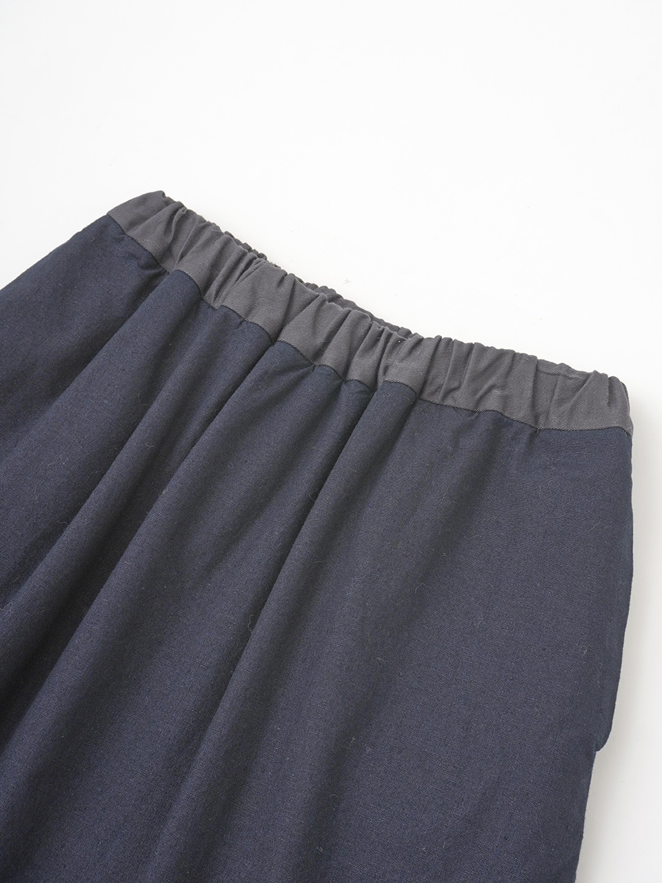 16／－インディゴ平織×フリース ドローコード付スカート
