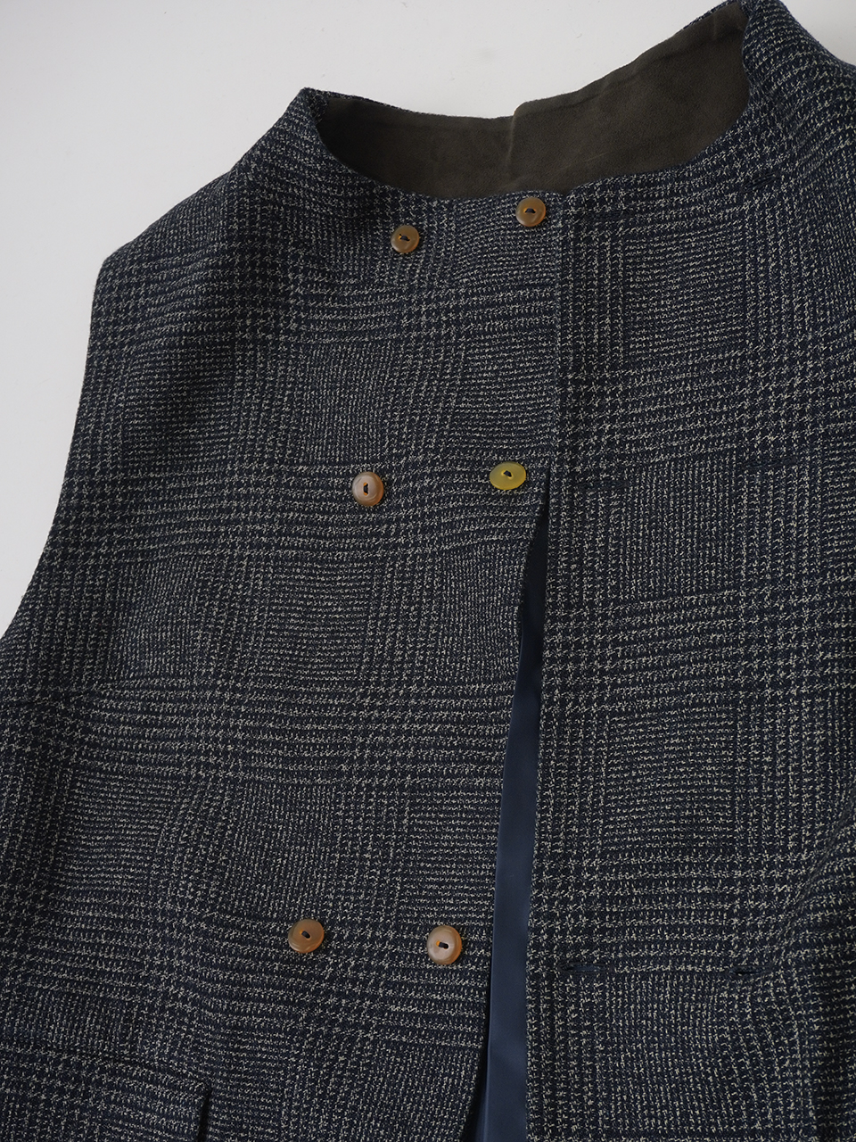 撚り杢インディゴコットンツィード オフスタンド襟ベスト