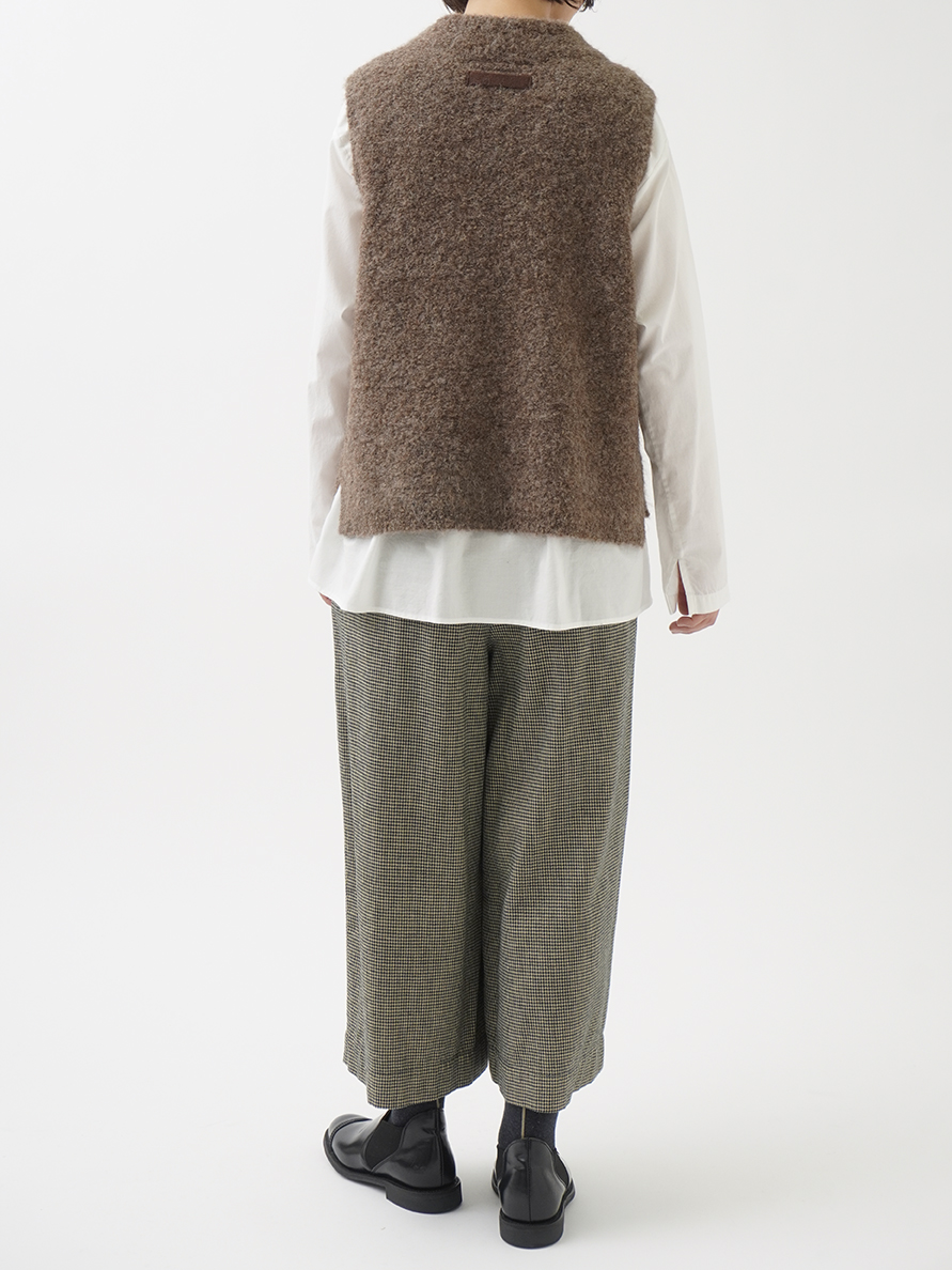 3Gアルパカブークレー モック襟ベスト