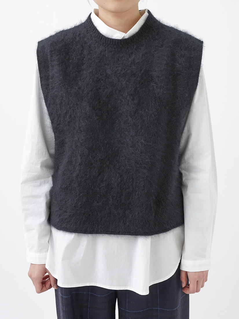 9Gカシミヤファーニット クルー襟ベスト