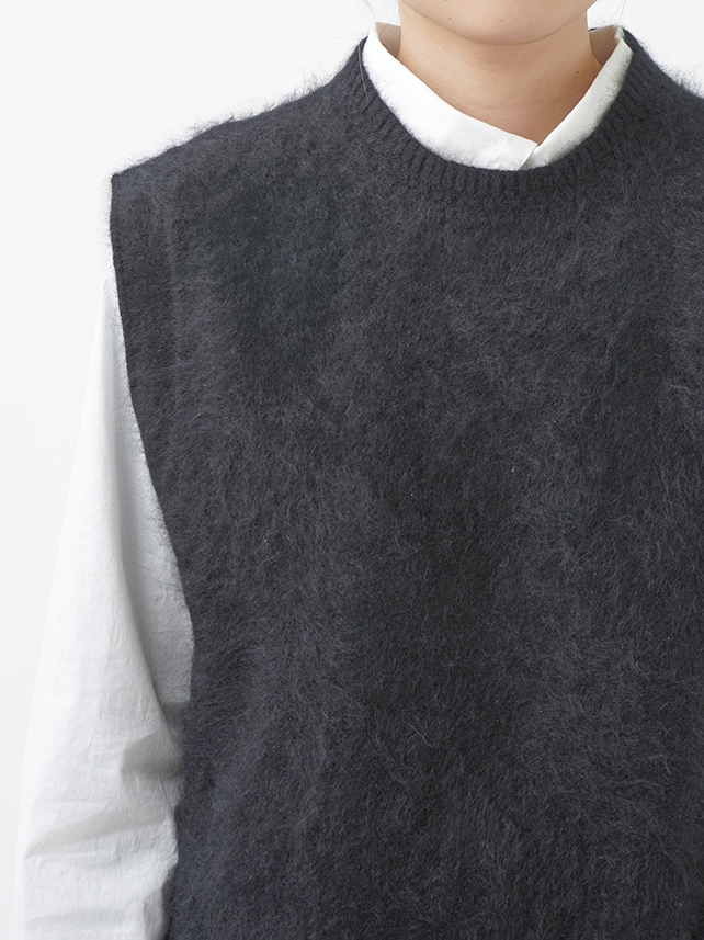 9Gカシミヤファーニット クルー襟ベスト