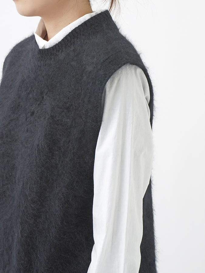 9Gカシミヤファーニット クルー襟ベスト