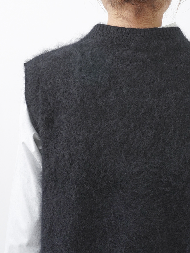 9Gカシミヤファーニット クルー襟ベスト