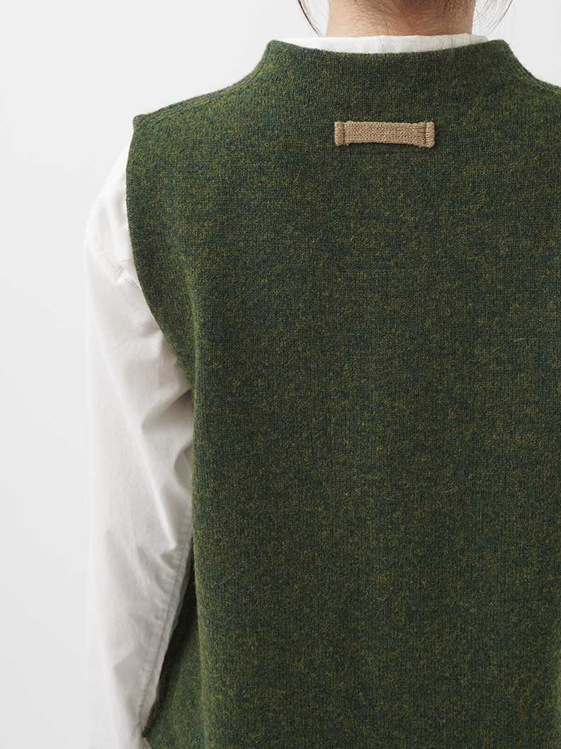 8Gソフトローモンド ボトル襟前開きベスト