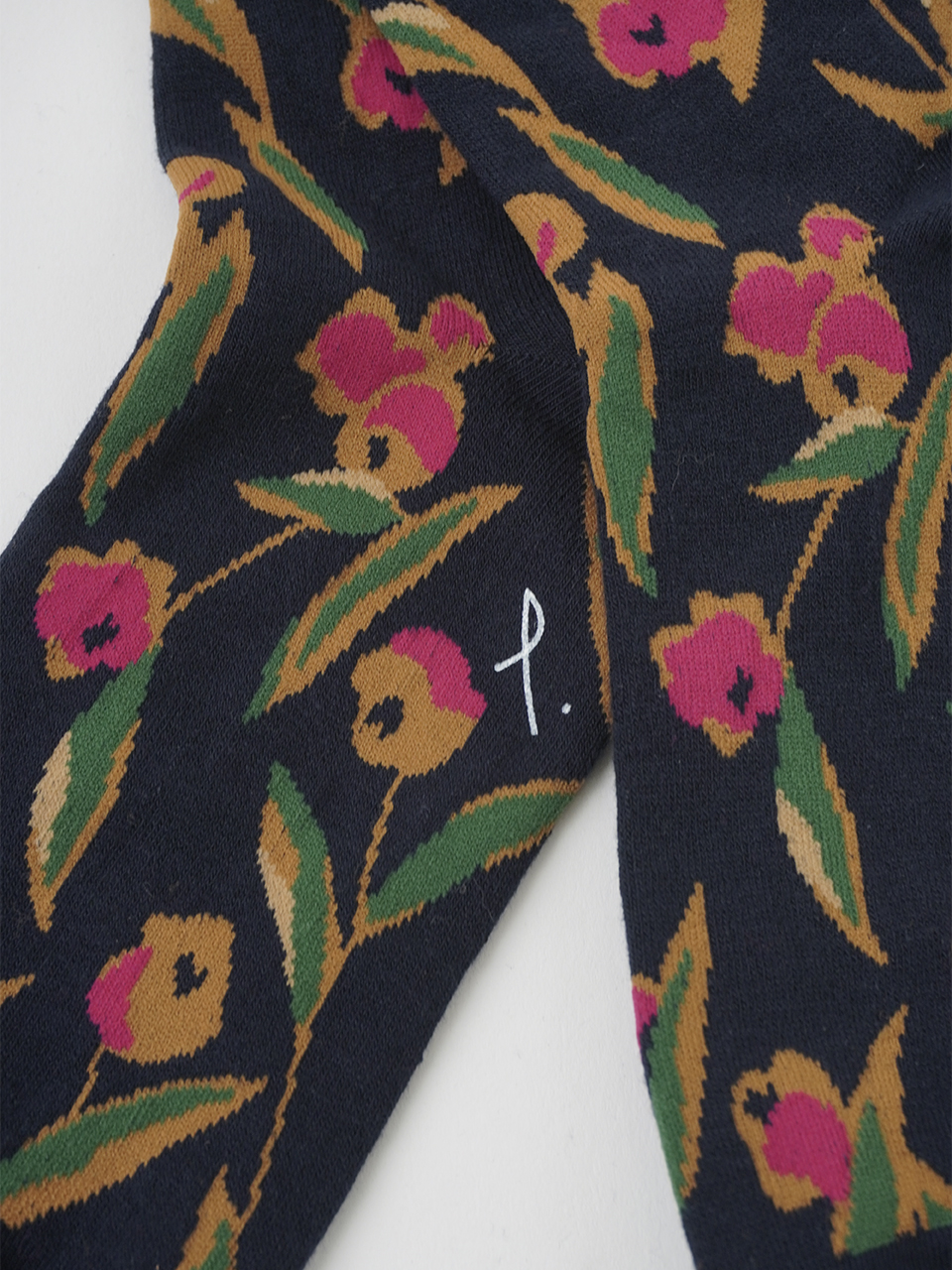 30／－綿コーマ 山茶花柄ソックス