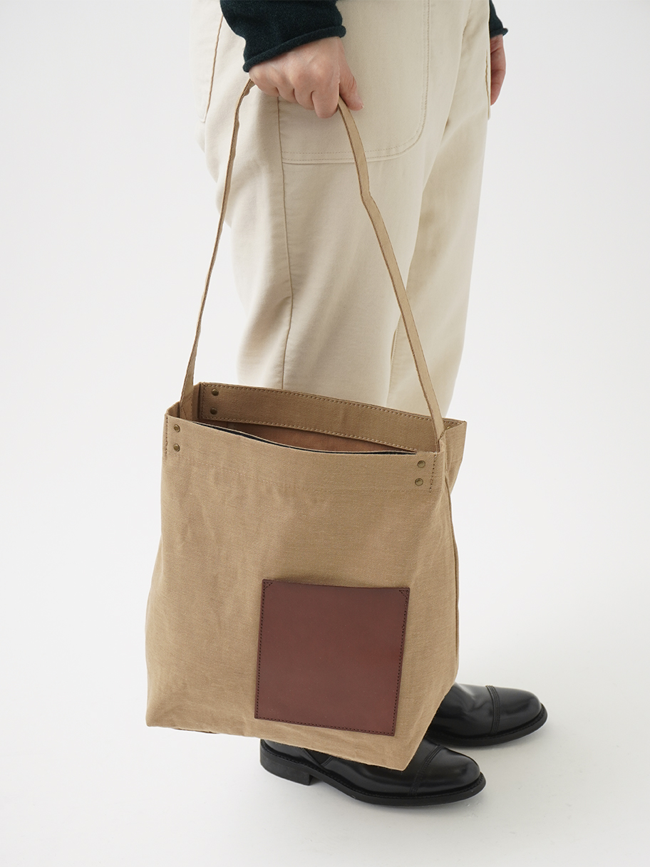 ラフィバックチノ ショルダーバッグ