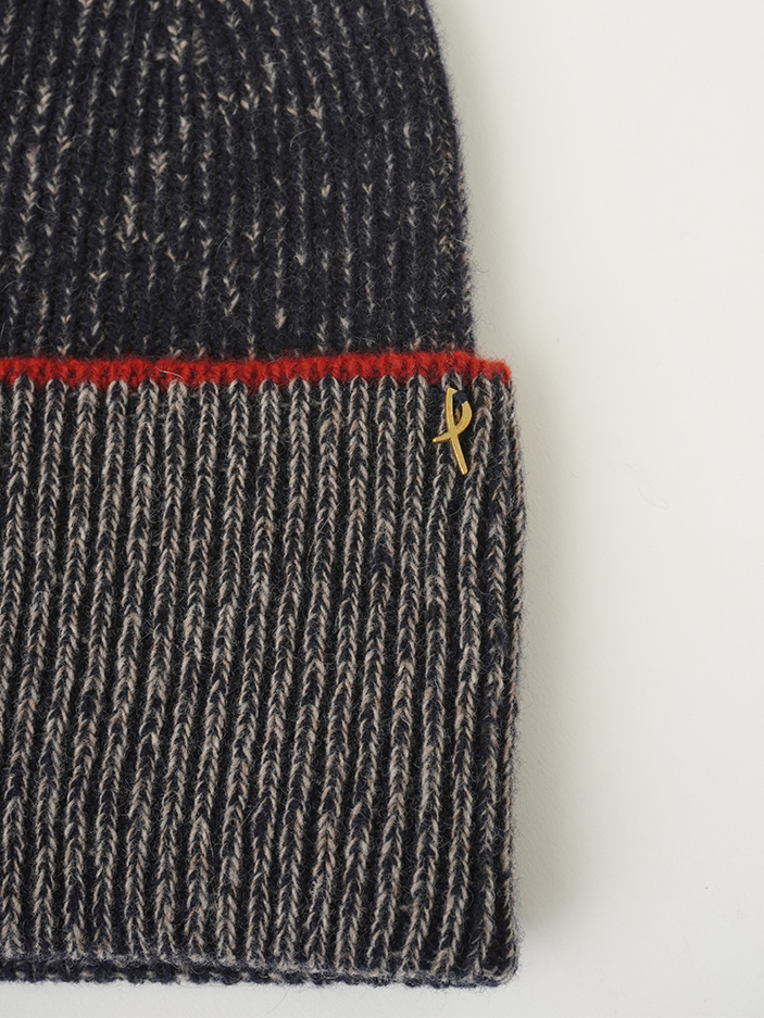 1／6パウダーウール ふわニットキャップ