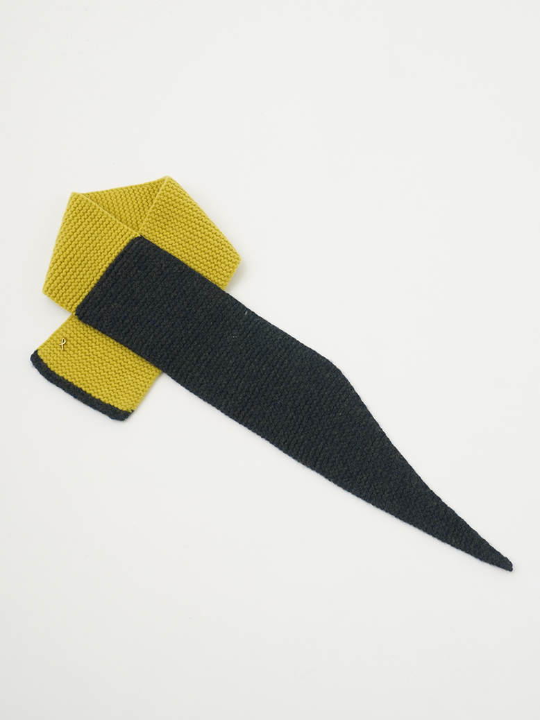 2／20ラムウール とんがりマフラー